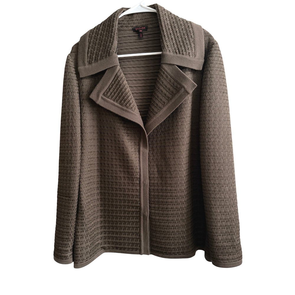 Escada Jacket‎ Cardigan  Brown Textured Knit Collar Button Front Size 38 (US 8)